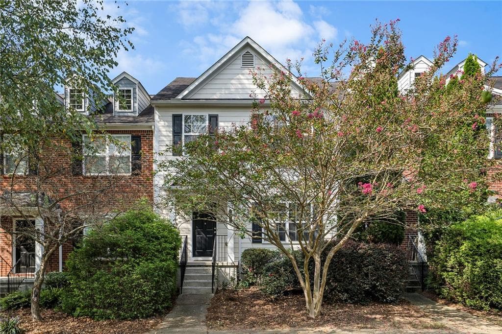 2 bedroom, 3 bathroom, 1,870 sq ft townhouse sold at 705 Breeze Lane, Woodstock, GA 30188