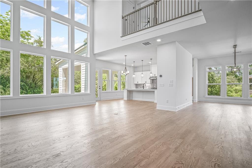 5 bedroom, 4 bathroom, 3,583 sq ft single family residence under contract at 6945 Pond View Drive, Cumming, GA 30028 — photo 6