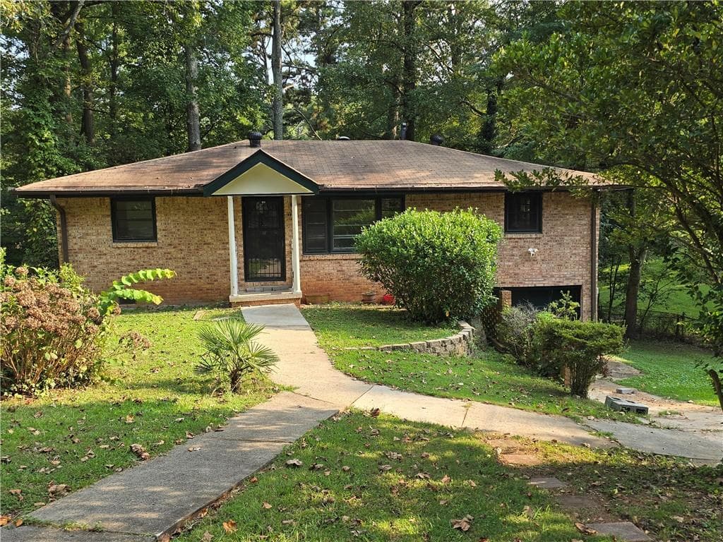 3231 Darlington Oak Drive, Atlanta, GA 30340 — most recent listing photo