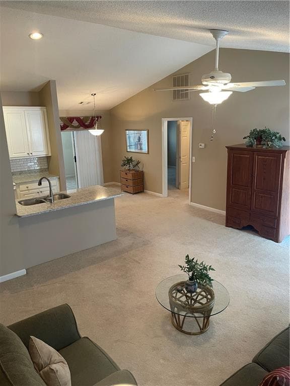 2 bedroom, 2 bathroom, 956 sq ft condominium for sale at 2849 Florence Drive, Gainesville, GA 30504 — photo 3