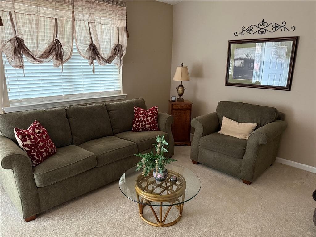 2 bedroom, 2 bathroom, 956 sq ft condominium for sale at 2849 Florence Drive, Gainesville, GA 30504 — photo 4