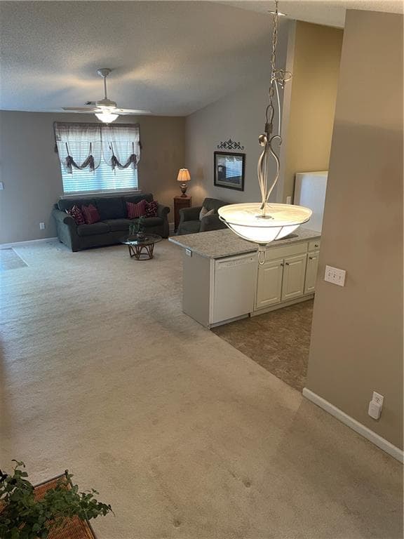 2 bedroom, 2 bathroom, 956 sq ft condominium for sale at 2849 Florence Drive, Gainesville, GA 30504 — photo 6