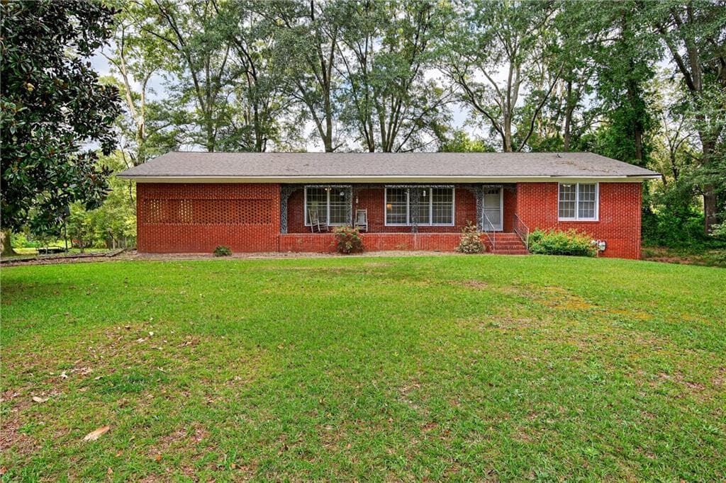 40 W HENDRICKS Street, Bowman, GA 30624 — most recent listing photo