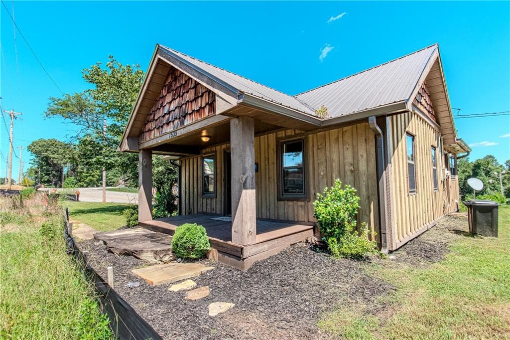 1535 Blue Ridge Drive, Blue Ridge, GA 30513 — most recent listing photo