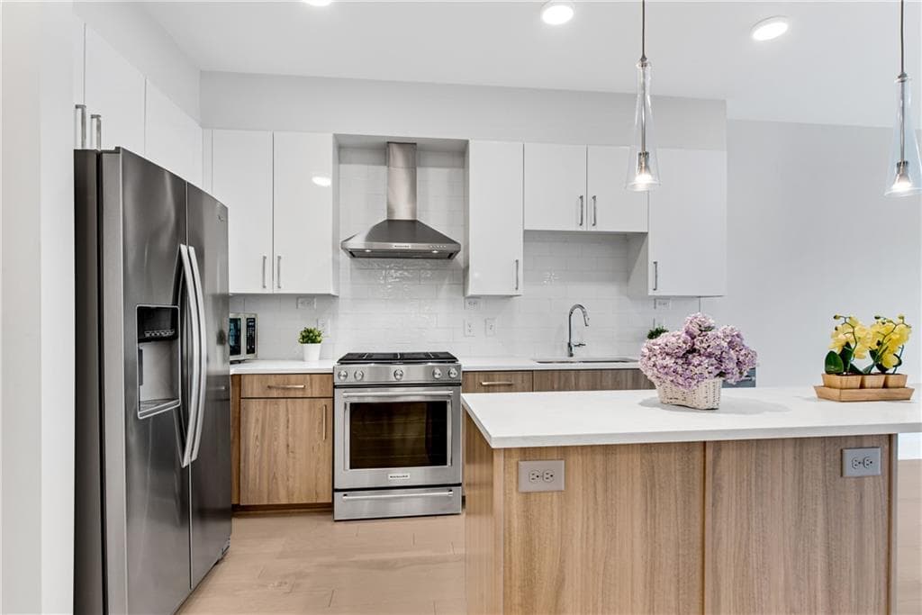 1 bedroom, 1 bathroom, 690 sq ft condominium for sale at 775 Juniper Street 303, Atlanta, GA 30308 — photo 7