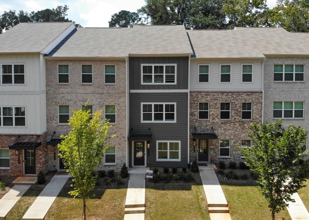 5455 Blossomwood Trail, Mableton, GA 30126 — most recent listing photo