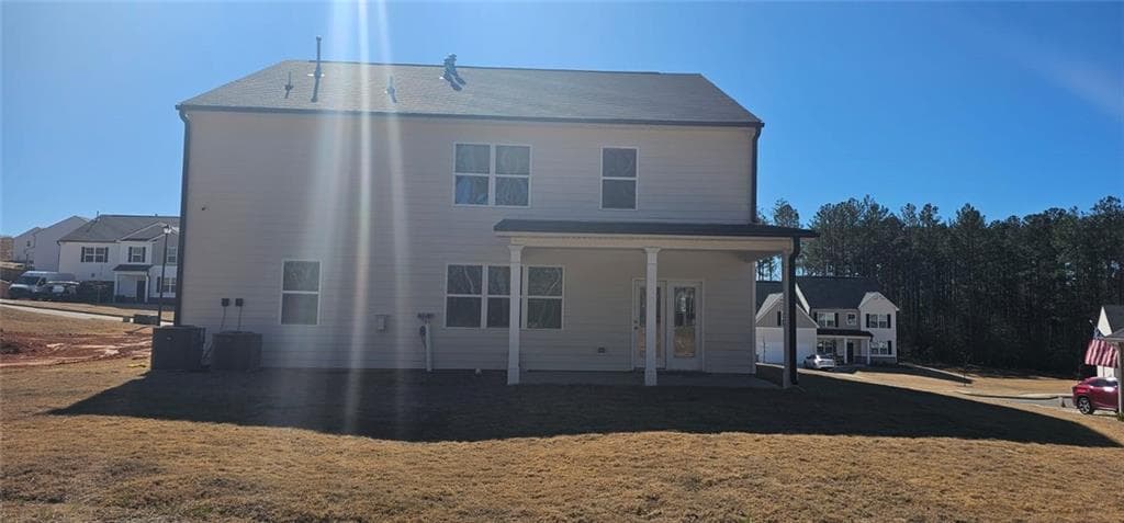5 bedroom, 3 bathroom, 3,035 sq ft single family residence for sale at 67 Creek Side Place, Dacula, GA 30019 — photo 3