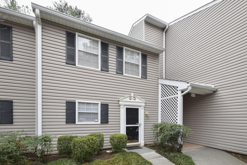 1750 Clairmont Road 29, Decatur, GA 30033 — most recent listing photo