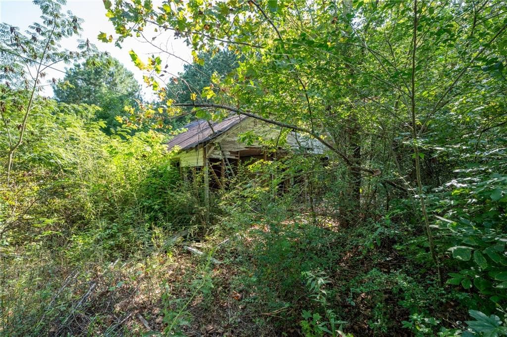 single family residence sold at 496 Flat Woods Road, Calhoun, GA 30701