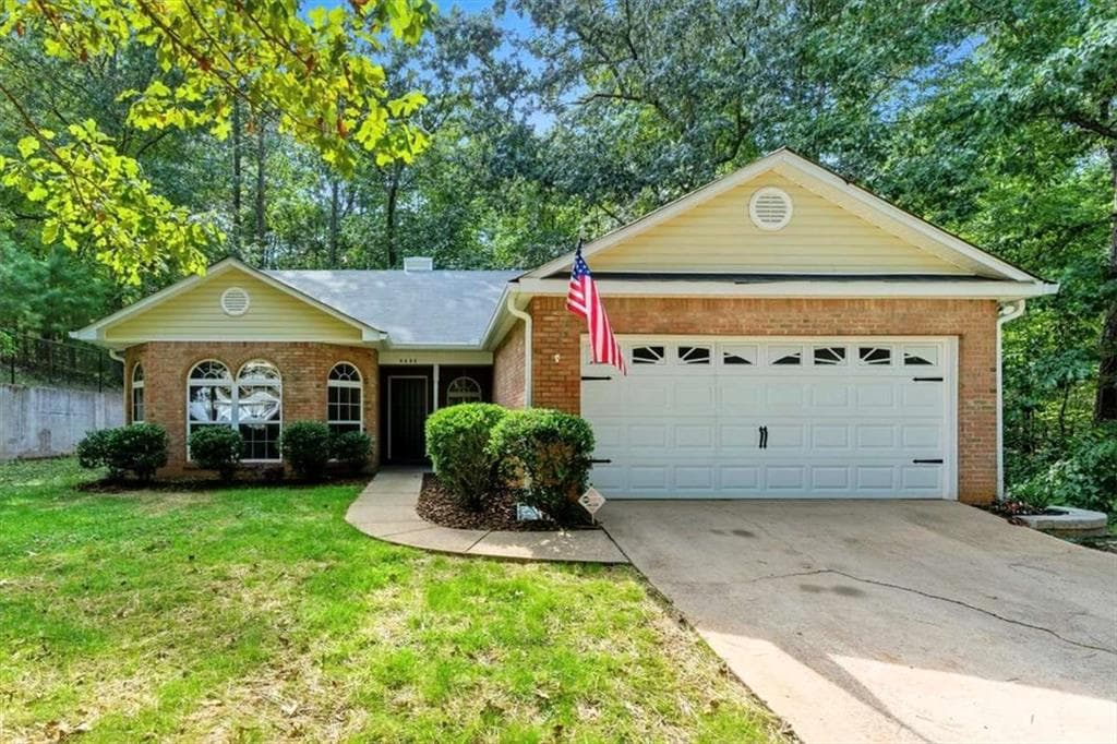 8060 Longleaf Drive, Villa Rica, GA 30180 — most recent listing photo