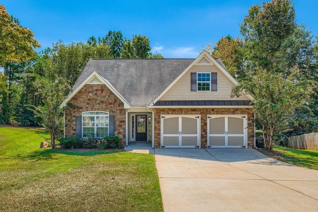 621 Savannah Drive, Villa Rica, GA 30180 — most recent listing photo