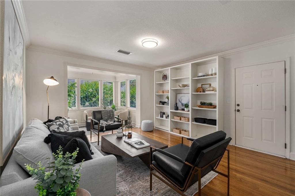 115 Peachtree Memorial Drive D4, Atlanta, GA 30309 — most recent listing photo