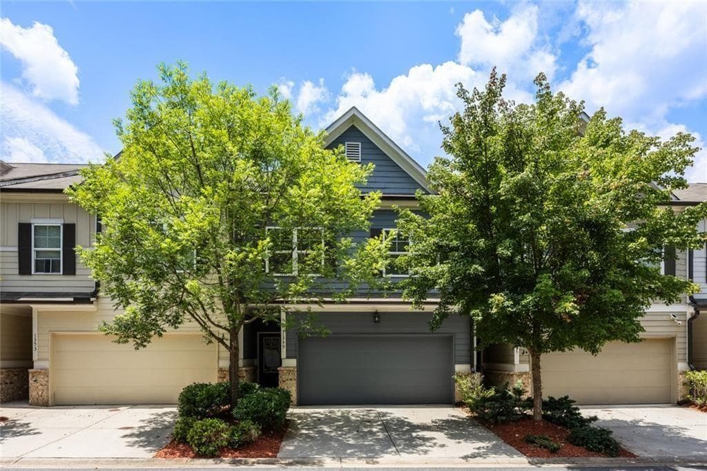 3 bedroom, 3 bathroom, 1,865 sq ft townhouse sold at 1349 Heights Park Drive, Atlanta, GA 30316