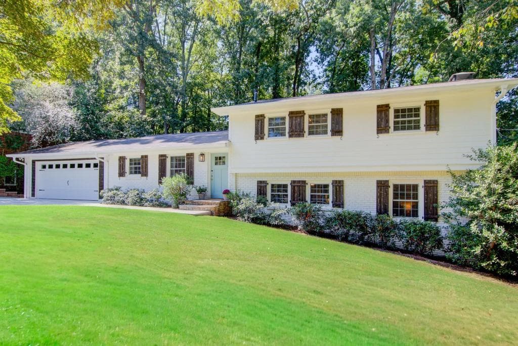 1595 Chateau Drive, Dunwoody, GA 30338 — most recent listing photo