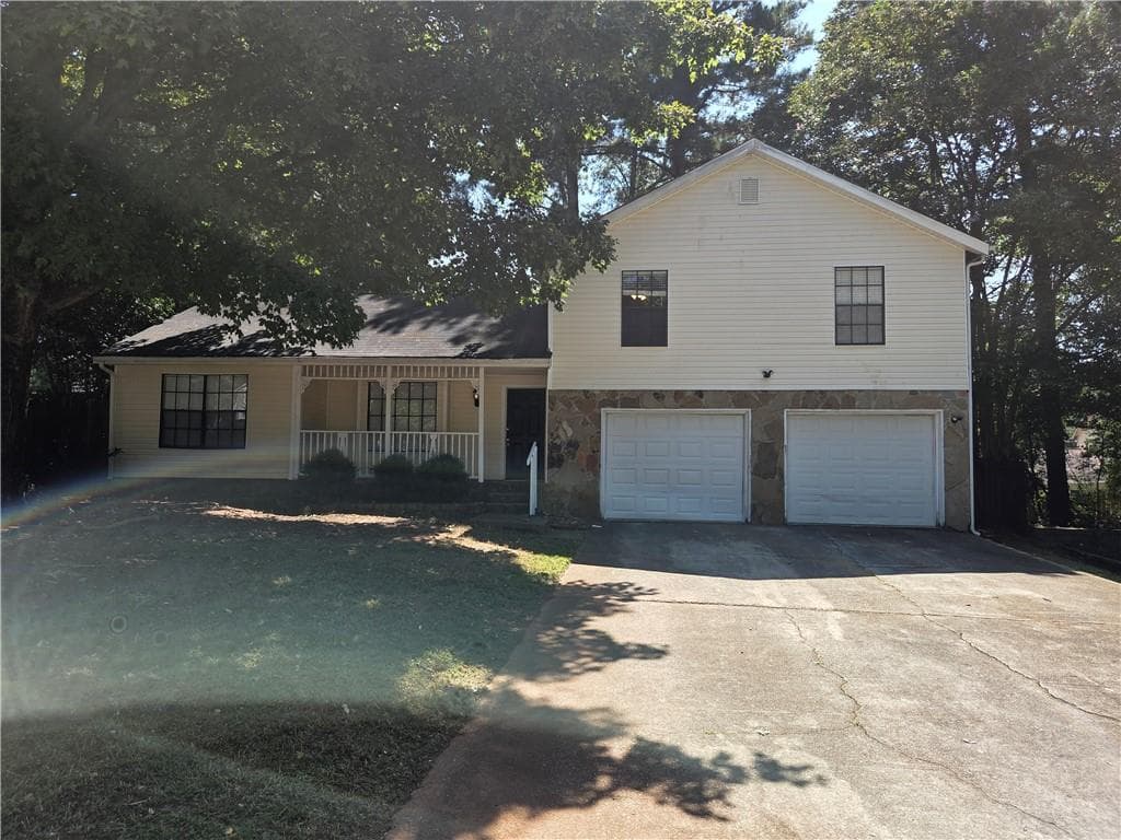 943 Lake Drive Court, Stone Mountain, GA 30088 — most recent listing photo