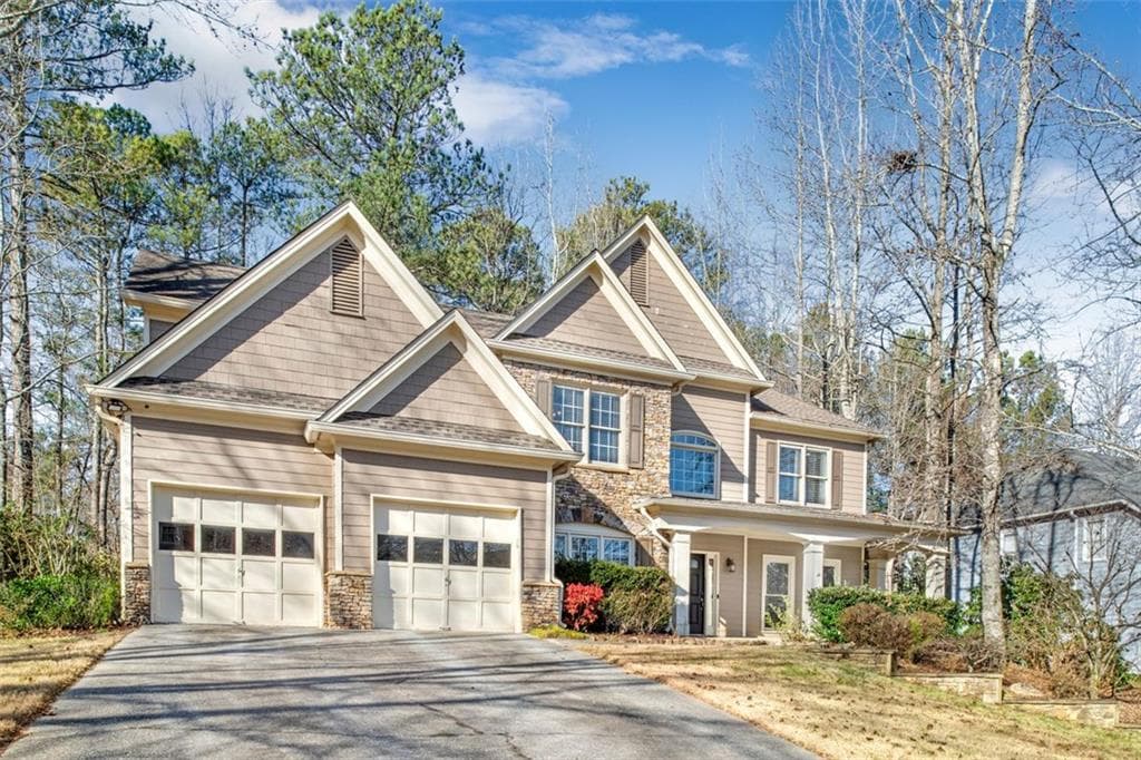 380 VICTORIAN Lane