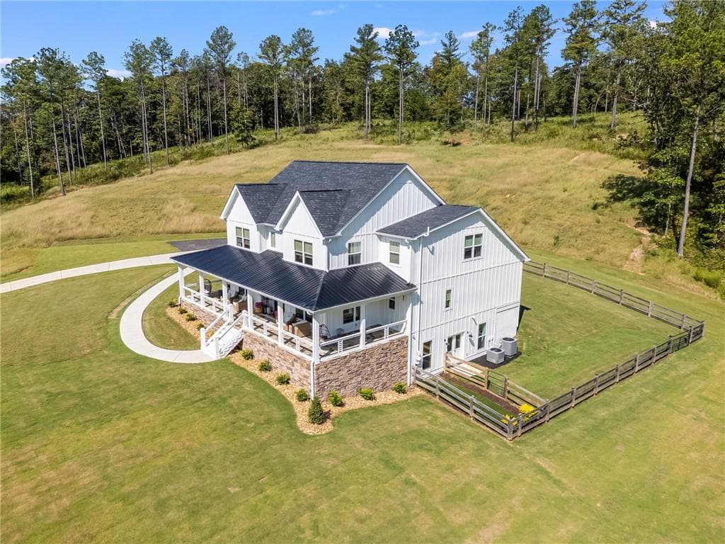 5 bedroom, 5 bathroom, 5,800 sq ft single family residence for sale at 375 Druid Road, Rome, GA 30161 — photo 8