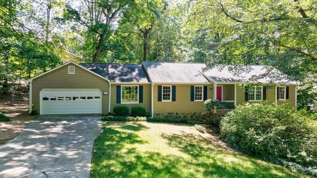 2726 Whitehurst Drive, Marietta, GA 30062 — most recent listing photo