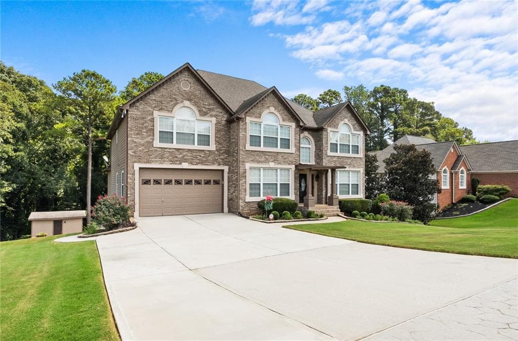 5 bedroom, 5 bathroom, 5,116 sq ft single family residence for sale at 330 Rothaus Ridges, Stockbridge, GA 30281 — photo 3