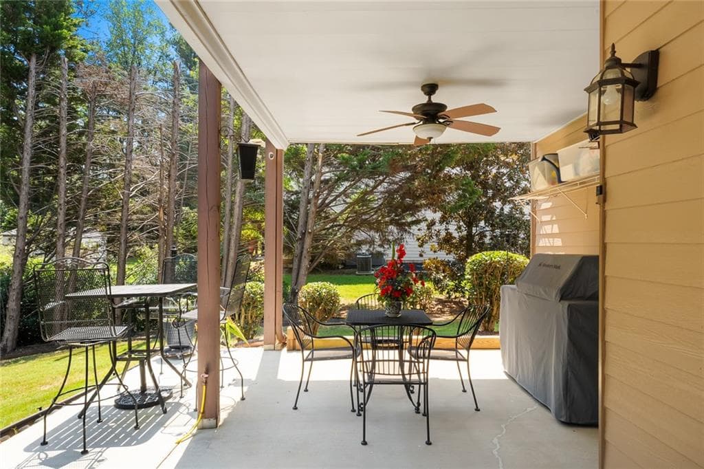 5 bedroom, 5 bathroom, 5,116 sq ft single family residence for sale at 330 Rothaus Ridges, Stockbridge, GA 30281 — photo 8