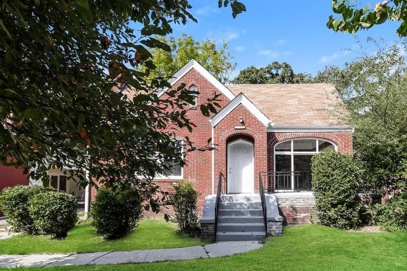 1709 Rogers Avenue, Atlanta, GA 30310 — most recent listing photo