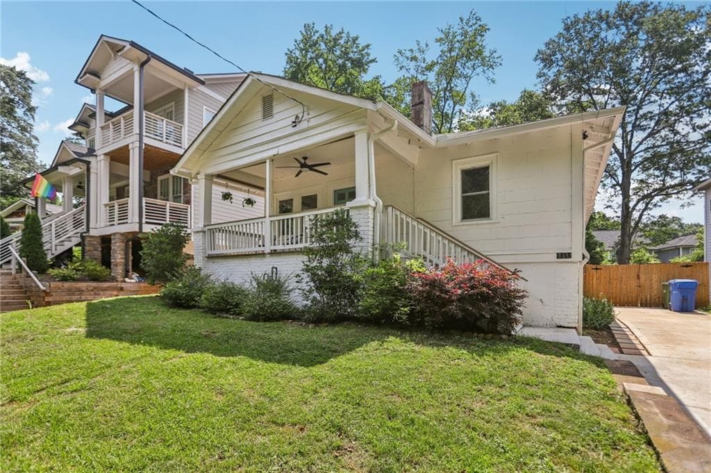3 bedroom, 2 bathroom, 1,560 sq ft single family residence sold at 1633 Woodbine Avenue, Atlanta, GA 30317