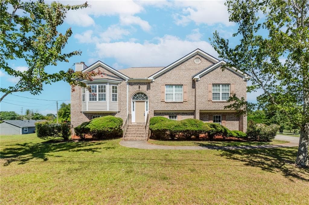 3885 Laurens Lane, Snellville, GA 30039 — most recent listing photo