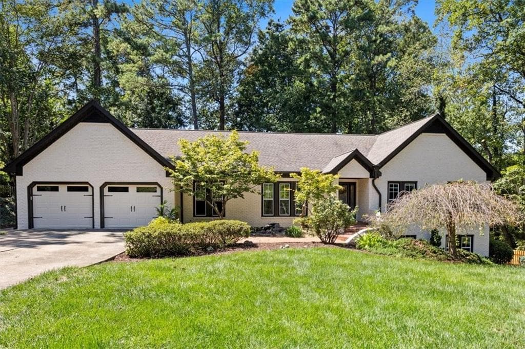3005 Creekside Way, Marietta, GA 30066 — most recent listing photo