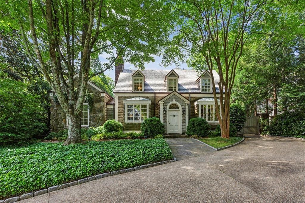 6 bedroom, 9 bathroom, 6,587 sq ft single family residence sold at 240 Nacoochee Drive, Atlanta, GA 30305