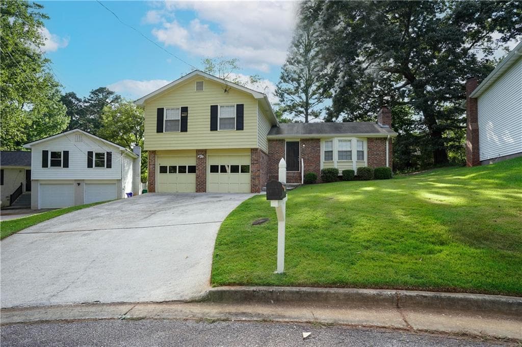 2063 Wellborn Close, Lithonia, GA 30058 — most recent listing photo
