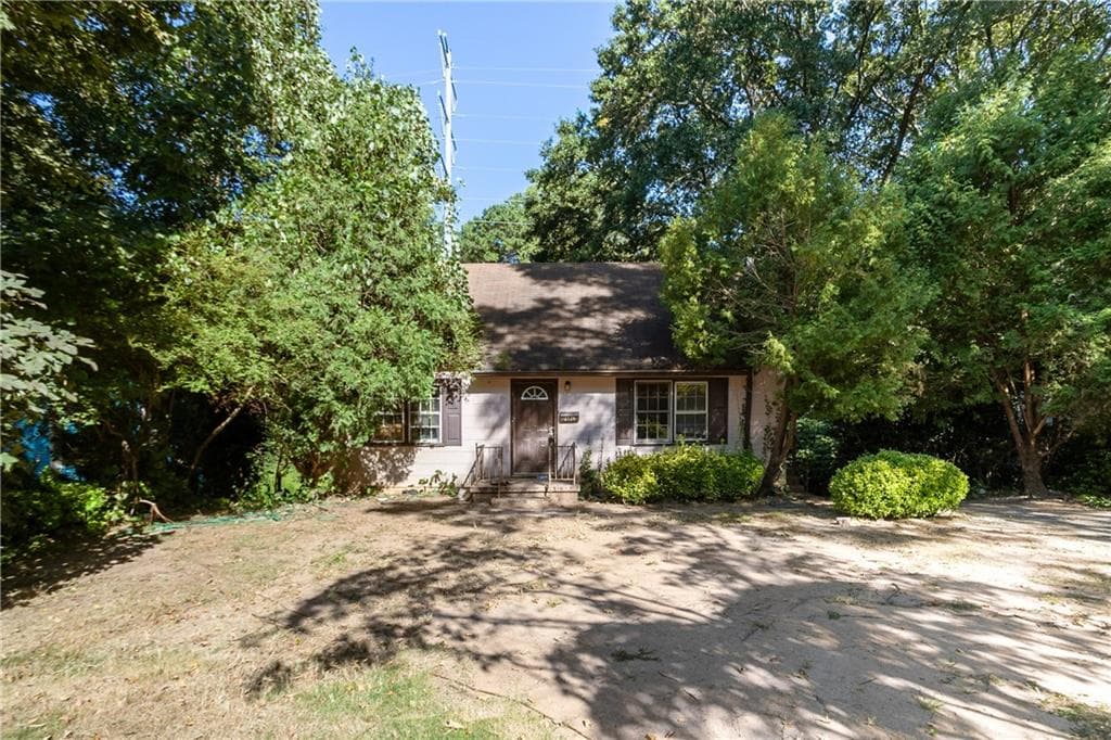 2126 Pinehurst Drive, Atlanta, GA 30344 — most recent listing photo