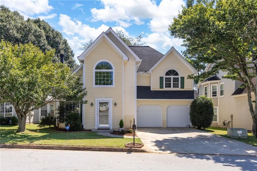 2829 Ashwood Place, Decatur, GA 30030 — most recent listing photo