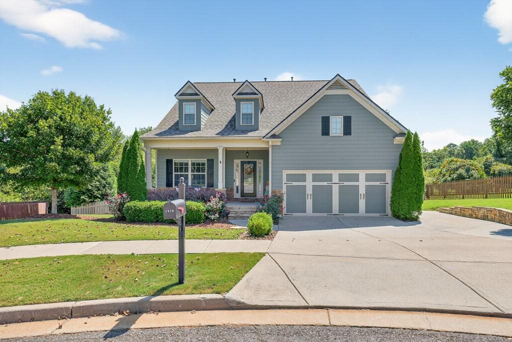 1919 Henderson Falls Way, Braselton, GA 30517 — most recent listing photo