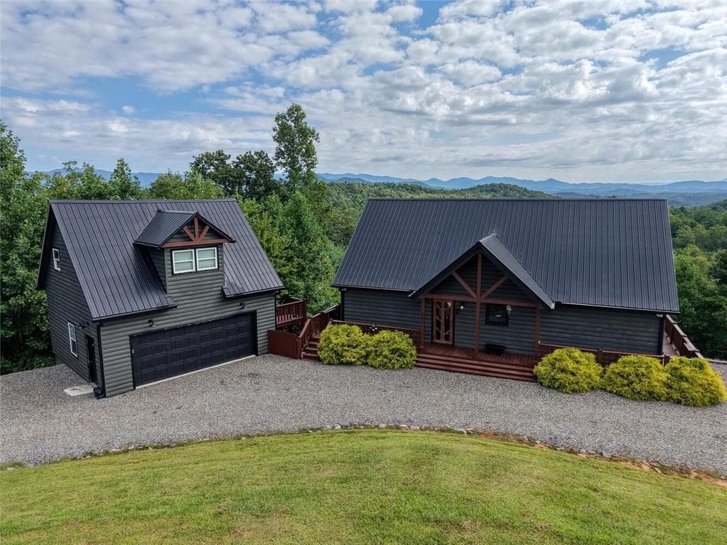 3 bedroom, 3 bathroom single family residence sold at 251 Paw Paw Trail, Other-North Carolina, NC 28906