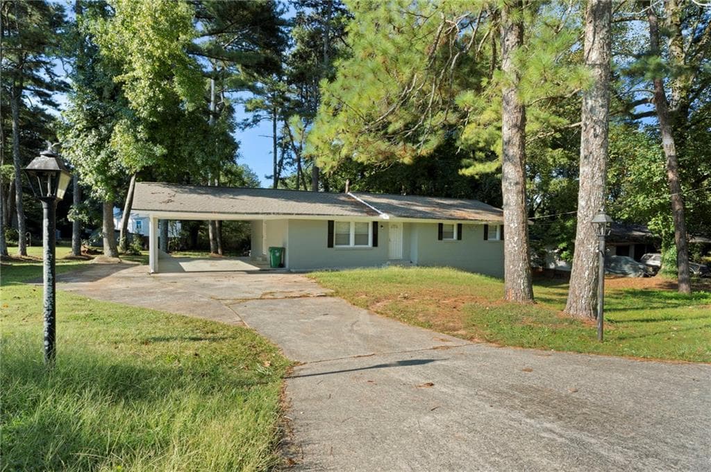 4 bedroom, 2 bathroom, 1,408 sq ft single family residence sold at 775 Aberdeen Drive, Stone Mountain, GA 30083