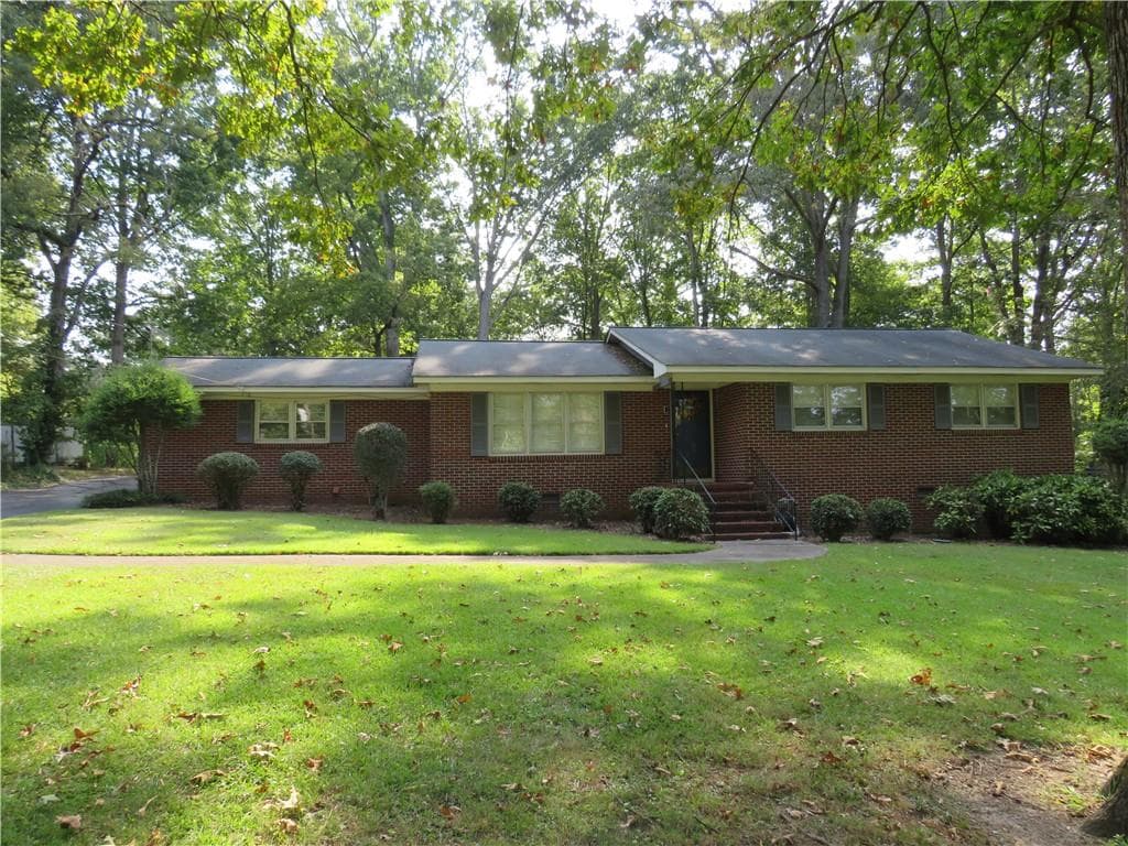416 Lakeview Drive, Cedartown, GA 30125 — most recent listing photo
