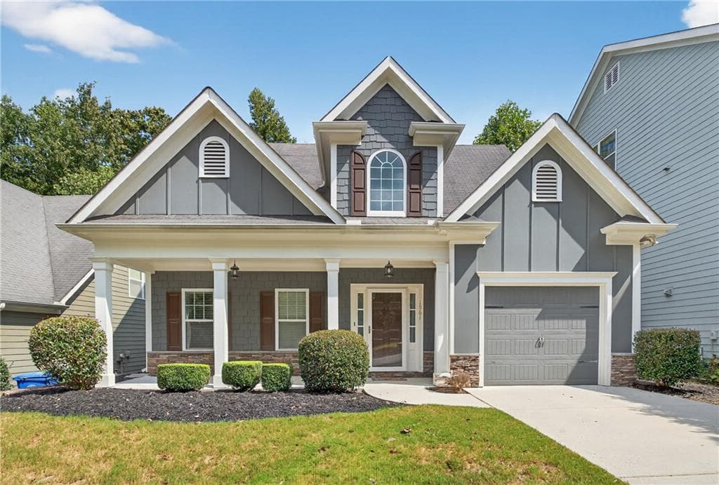 3 bedroom, 3 bathroom, 1,676 sq ft single family residence sold at 1561 Habershal Road, Atlanta, GA 30318