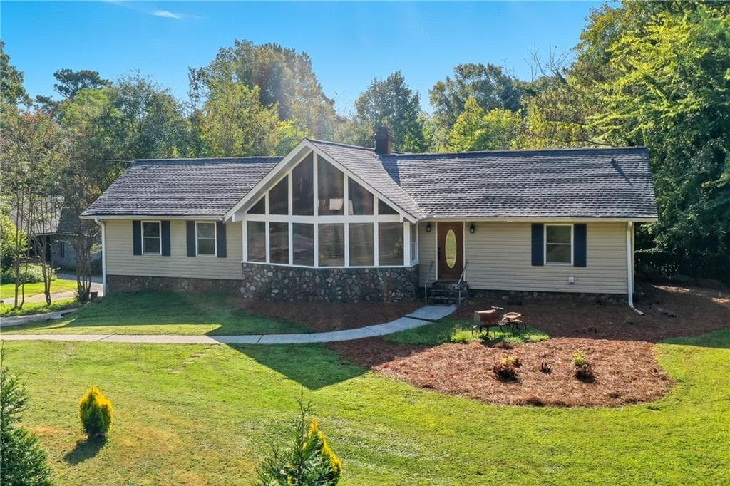 6306 Putnam Ford Drive, Woodstock, GA 30189 — most recent listing photo