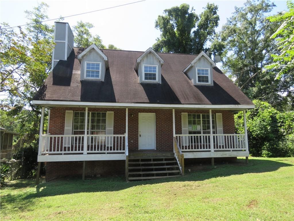 3 bedroom, 3 bathroom, 1,522 sq ft single family residence sold at 3173 Robinson Avenue, Scottdale, GA 30079