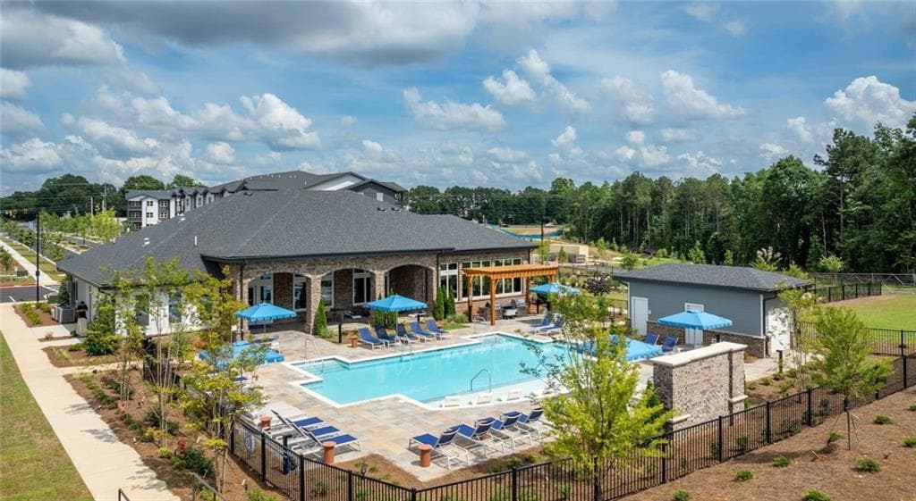 2 bedroom, 2 bathroom, 1,182 sq ft apartment for rent at 100 Oakbrook Drive B1, Mcdonough, GA 30253 for $1,910 a month