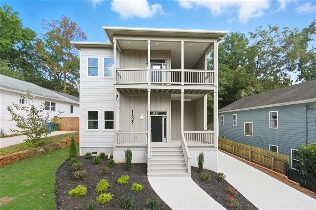 5 bedroom, 5 bathroom, 3,300 sq ft single family residence sold at 1629 Woodbine Avenue, Atlanta, GA 30317