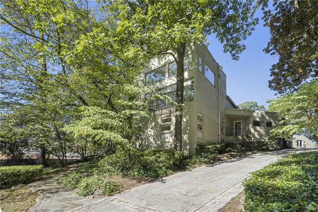 5 bedroom, 6 bathroom, 5,164 sq ft single family residence sold at 68 N Muscogee Avenue, Atlanta, GA 30305