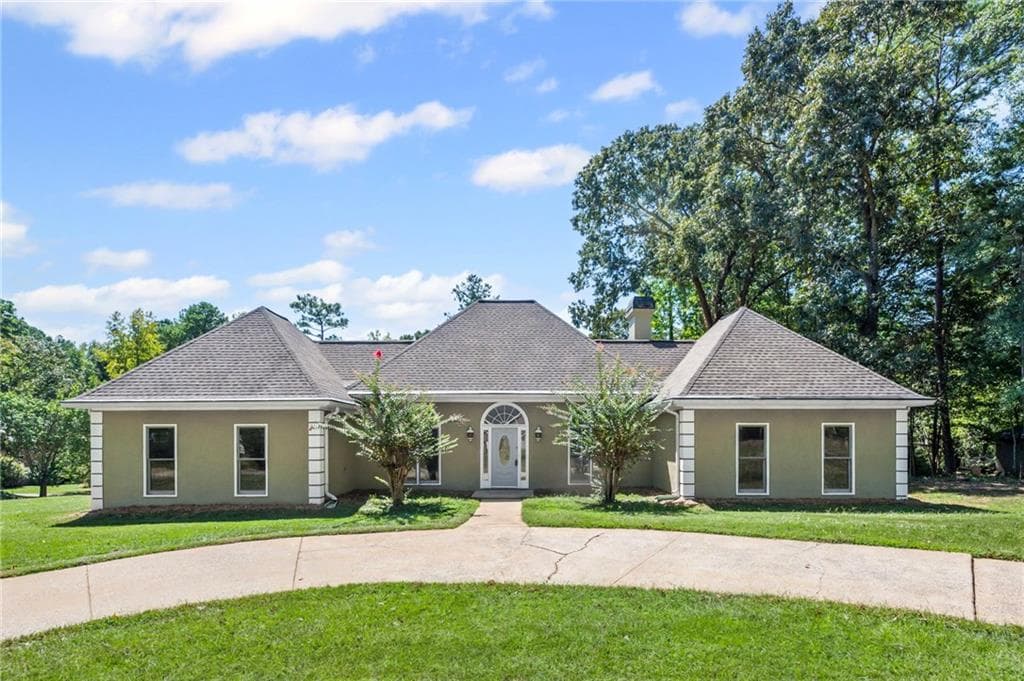 75 Tomahawk Drive, Sharpsburg, GA 30277 — most recent listing photo