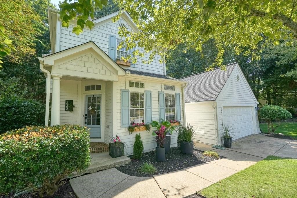 223 Evergreen Trace, Canton, GA 30114 — most recent listing photo