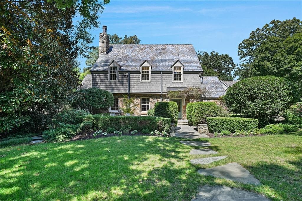 4 bedroom, 5 bathroom, 4,713 sq ft single family residence sold at 400 Pine Tree Drive, Atlanta, GA 30305