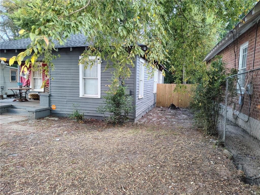 duplex for sale at 1112 32nd Street, Columbus, GA 31904 — photo 2