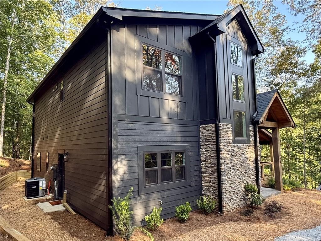 360 Eagle Mountain Drive, Ellijay, GA 30540 — most recent listing photo