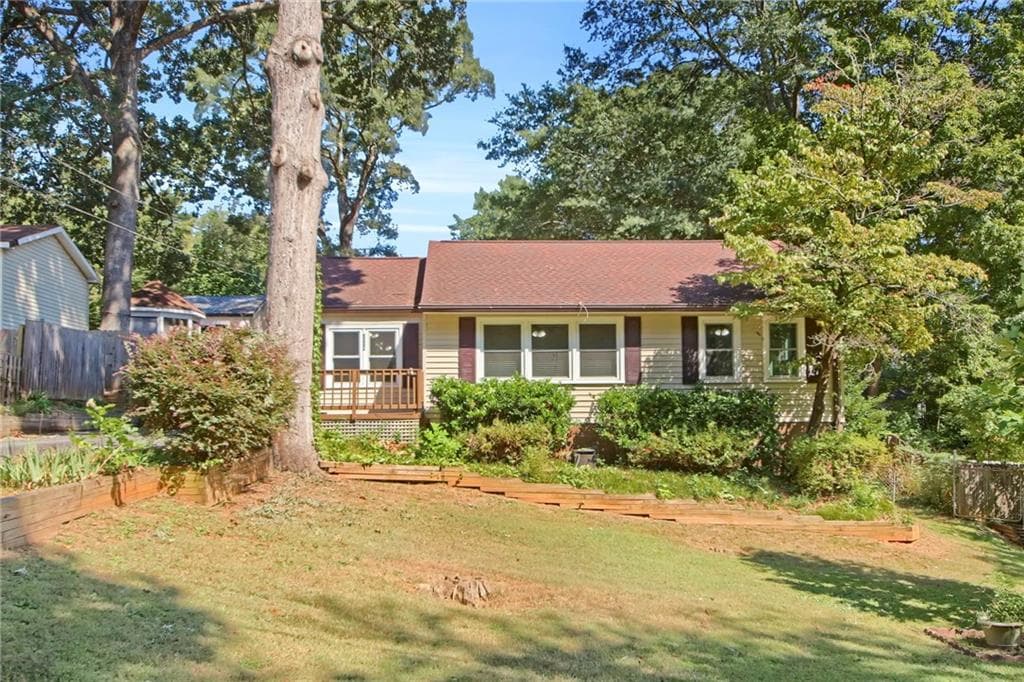 3 bedroom, 1 bathroom, 1,533 sq ft single family residence sold at 2029 Benson Avenue, Smyrna, GA 30080
