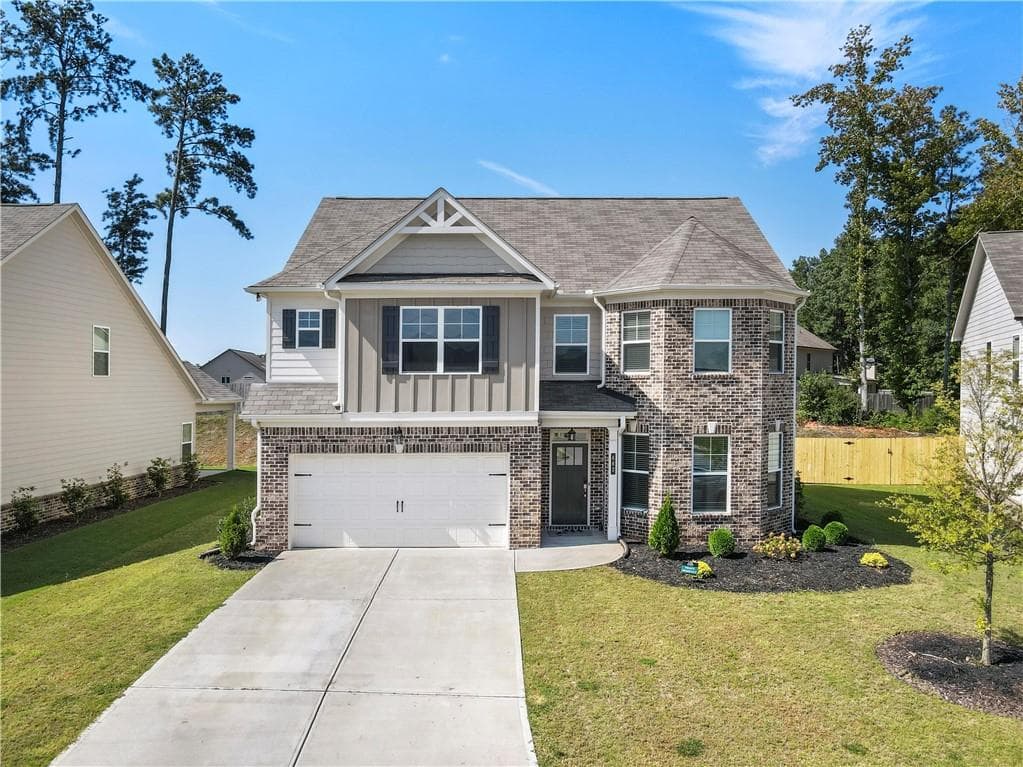 662 Eagles Nest Circle