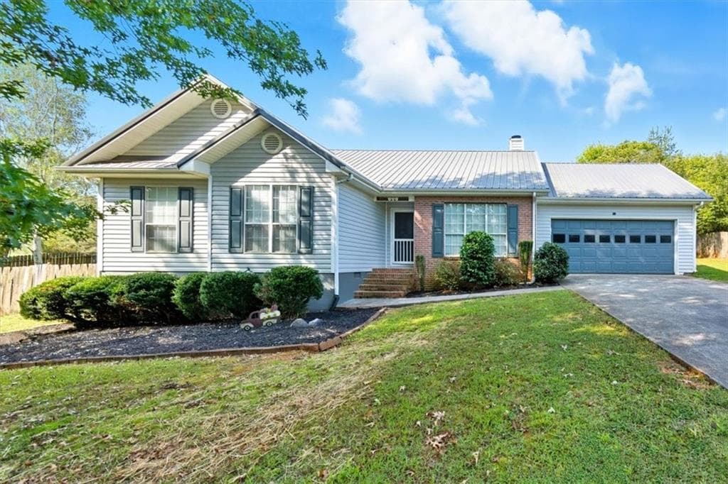 3 bedroom, 2 bathroom, 1,211 sq ft single family residence sold at 151 Spencer Drive, Calhoun, GA 30701